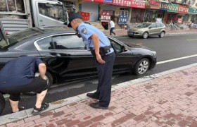 车辆故障陷困境 民警救助解难题