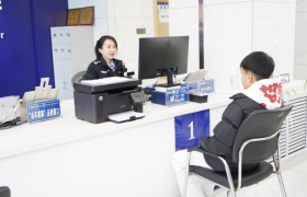 冰城公安：以窗口新貌绘就便民利企新图景