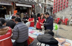 平安产险兰溪支公司：以温情服务助老年人跨越“数字鸿沟”，用金融担当提升消费品质