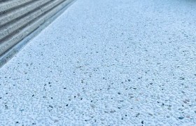 水洗石供货加施工一体的服务商，怎么判断是不是真一体？