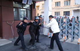 冰城公安：关口前移防风险 绘就校园平安底色