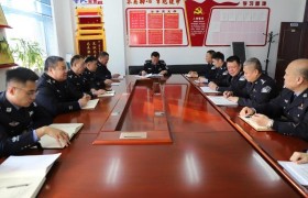 【致敬警察节】 学习身边榜样  汲取奋进力量 通河公安组织召开“功模话安保”座谈活动