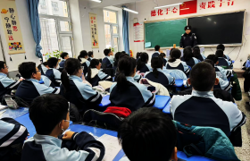 反假宣传进校园 筑牢金融安全线