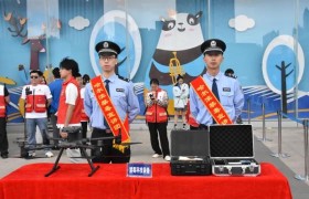 冰城六一禁毒主题活动：  童心绘就百米禁毒画卷 科技赋能全民防毒