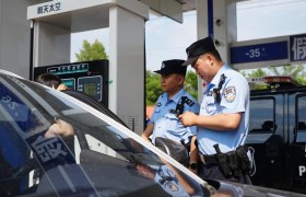 冰城公安“硬核”排查  为学子逐梦按下“平安键”