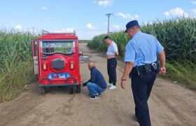 民警巡逻途中伸援手 暖心相助解民忧