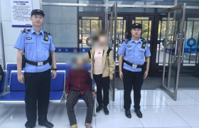 南岗分局民警巡逻中救助走失老人