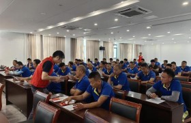 警保联动进企业 平安产险武义支公司开展风险防控与反洗钱专题宣传