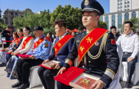 民警王斌火海逆行显担当  荣登2025年“冰城好人​”