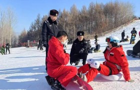 冰城公安：“一景一策”筑牢冬季护游防线