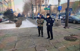 暖心指路解民忧 南岗分局民警助游客便捷赴景区