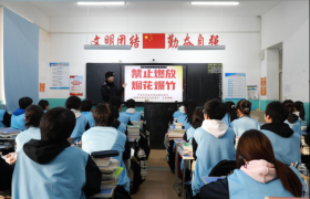 护校安园不松懈 冰城公安用“警察蓝”  筑牢校园安全屏障