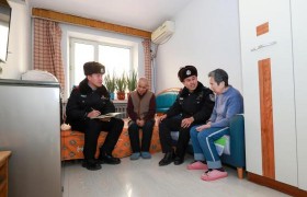 冰城公安：深耕基层宣反诈  守护银发享晚年