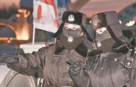 冰城公安：每天至少3万步  她们用脚底板把景区“磨”透