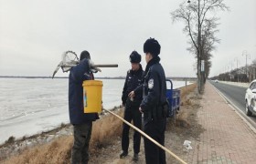 哈市呼兰警方全面织牢“春融期”  江上安全防护网