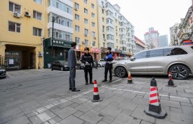 冰城公安靶向整治静态交通  多维发力畅通“出行路”