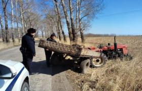 护航春耕进行时 冰城巡逻民警暖心帮助  农户脱困