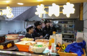 冰城公安发力  拧紧“九小场所”安全阀