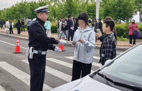 冰城公安：  用暖心“小服务”托举学子“大梦想”