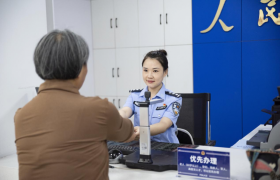 冰城公安：把平安触角延伸到每一个角落  让和谐之花开遍每一个社区