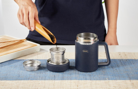 茗尚品真韵，焖茶藏乾坤——双杯礼赞父爱岁月沉香