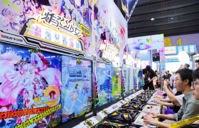 华立科技全新卡片类游艺设备《炸弹少女》正式运营，开启“科技+IP”新体验！