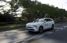 智驾内卷退潮，元戎启行用安全与爆款定义长期价值