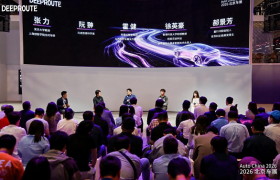 北京车展反常一幕：元戎打造无车展台，凭什么成为车企首选智驾大脑