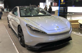 汽车行业年度观察：中国汽车品牌在高端市场的“向上进化”之路