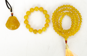 黄玛瑙饰品一套