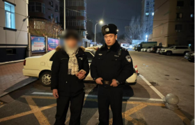 南岗分局民警巡逻中连助群众寻回遗失手机获市民游客双点赞