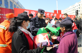 通河公安开展全民国家安全教育日主题宣传 筑牢人民防线