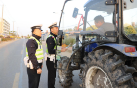 冰城公安：排查整治道路隐患 护航秋季出行平安