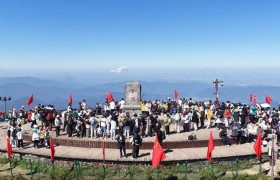 打卡新地标！吉安武功山徐霞客里程碑揭幕！