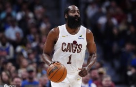 大心脏！哈登关键三分为胜利奠基 2战最后时刻定江山