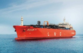 卡尼访华签下关键协议，特朗普能源阴谋破产，对华围堵被轻松破局