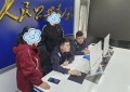 冰城公安：警民同心 温暖金秋