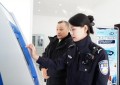 冰城公安“一窗通办”：政务服务提质效 营商环境焕新机