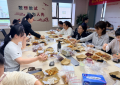 平安产险金华中心支公司开展“感恩母爱 温情同行”母亲节主题活动