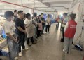 平安产险东阳支公司：金融宣教与电瓶车安全宣传进玩具厂