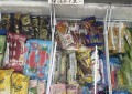 小店老板守着冰柜叹气：今年雪糕棒冰怎么没人吃了？